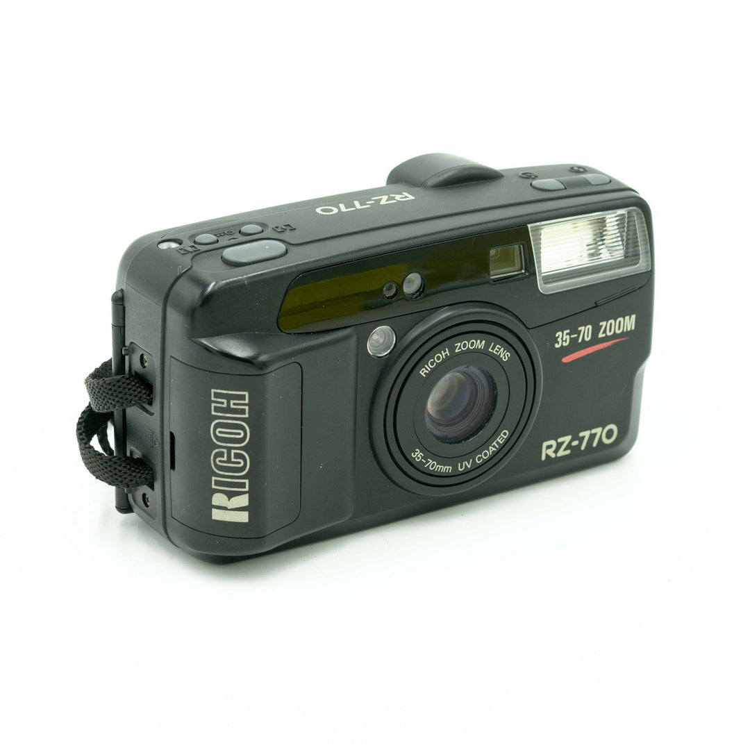 RICOH フィルムカメラ　RZ-1100 新品 RICOH フィルムカメラRZ-1100 新品