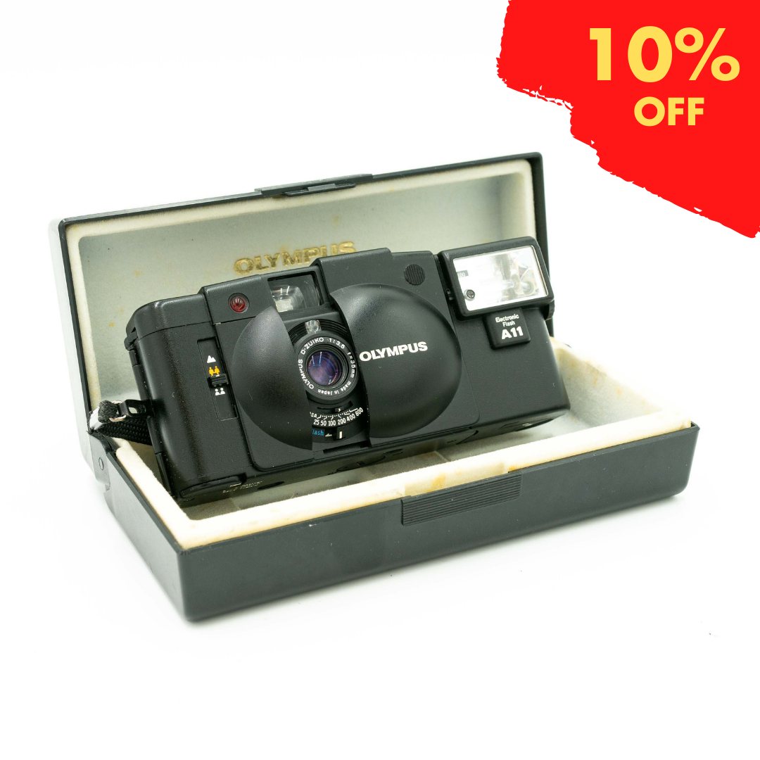 XA Price Olympus XA2 With A11 Flash With Hard Shell Case – Film